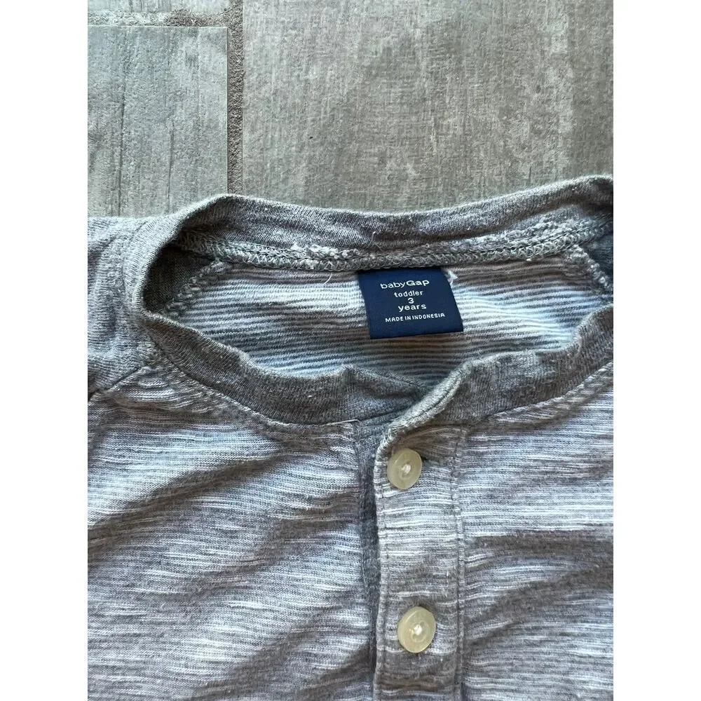 Baby Gap Set Lot of 5 Toddler Boys Long Sleeve Casual Everyday Shirts Tops 3T